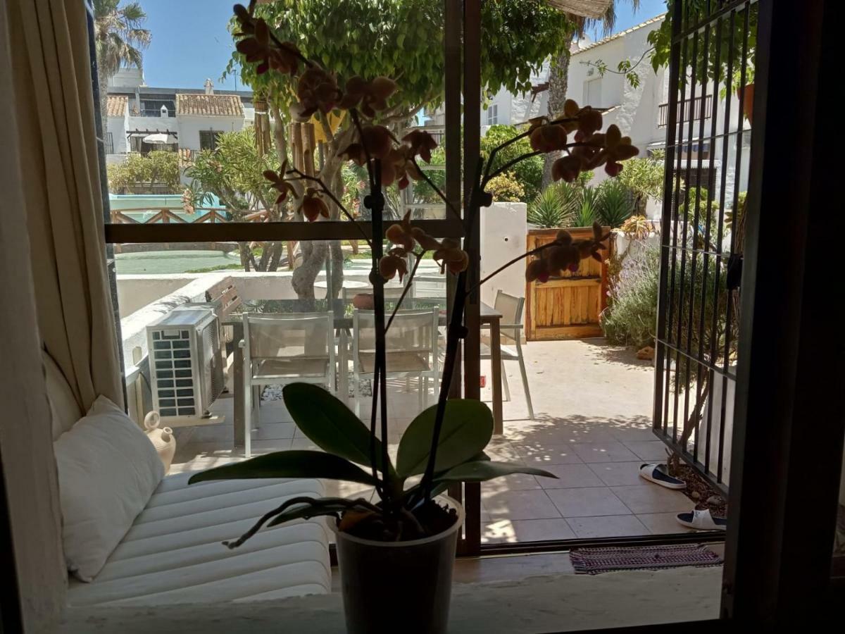 Villa Lagos A 25 Metros Del Mar Roquetas de Mar Dış mekan fotoğraf