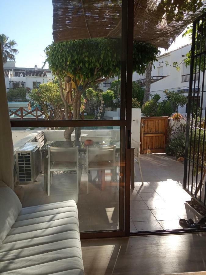 Villa Lagos A 25 Metros Del Mar Roquetas de Mar Dış mekan fotoğraf